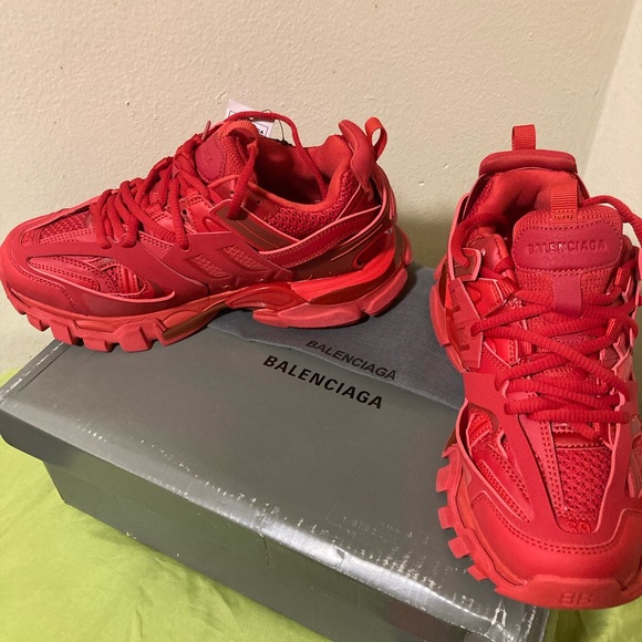 Balenciaga Low - Top Sneakers - Picture 12 of 13